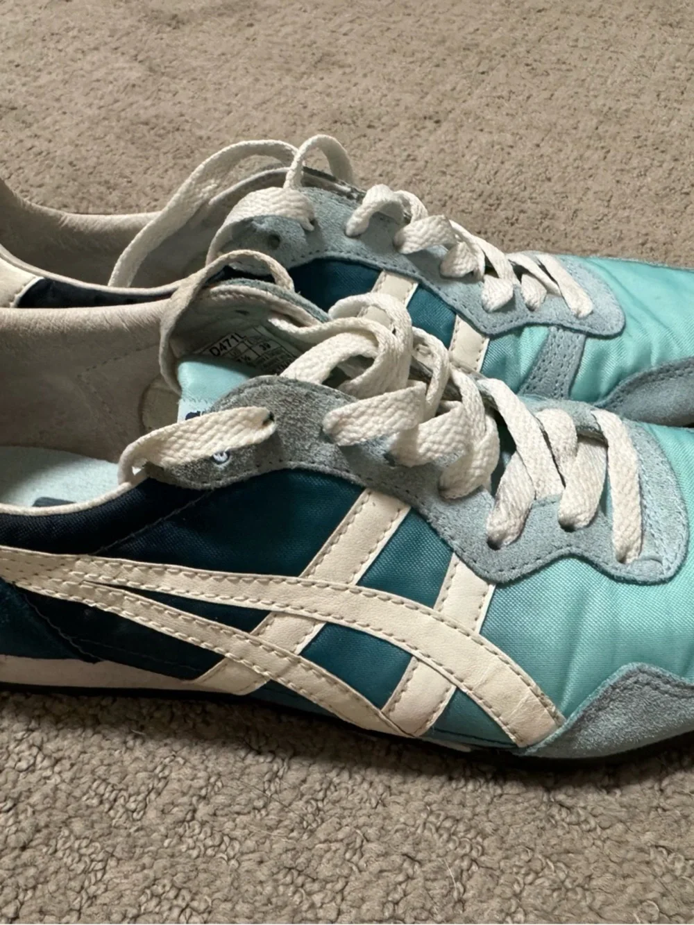 Onitsuka Tiger Serrano 'Arctic Sky White Peach’. Women 7.5 good used condition - Picture 4 of 7
